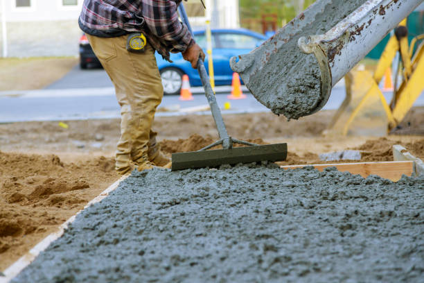 Best Driveways & Floors  in Greenwood, MO